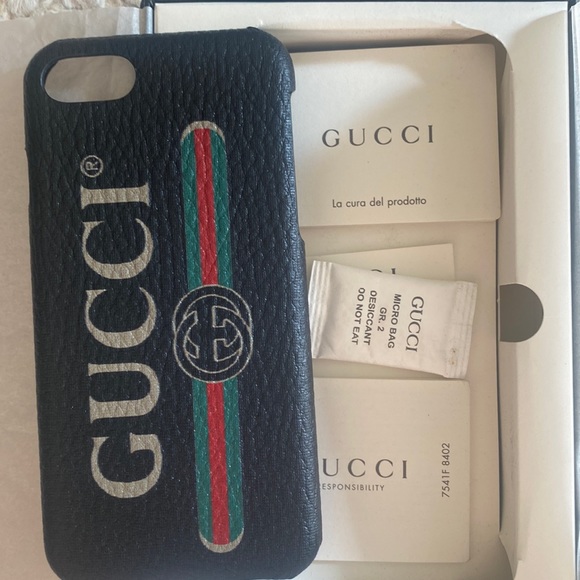 (CFL) Authentic Gucci iPhone 7/8 SE iPhone Case, New in Box - Picture 6 of 10